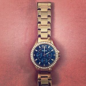 Rose gold fossil watch